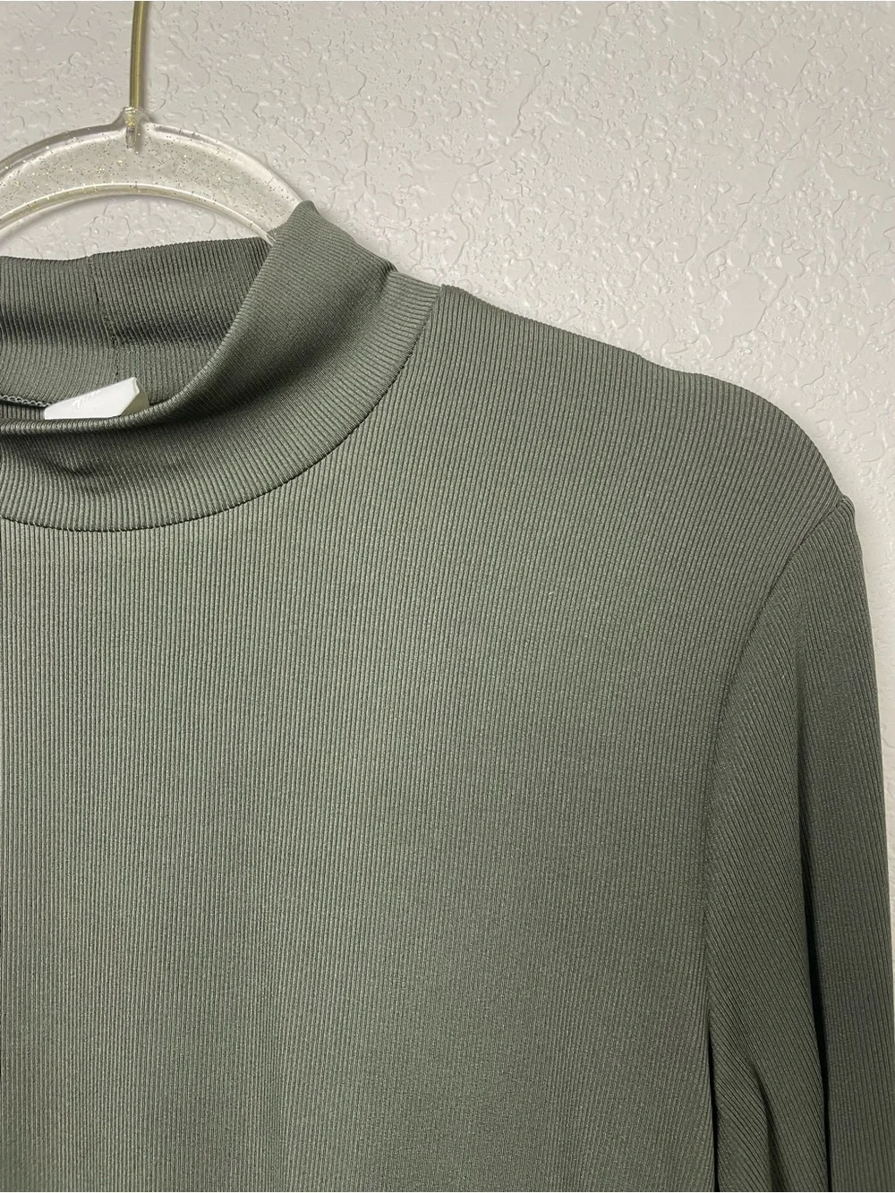 Bnwt! H&M Olive Mock Neck Ribbed Long-Sleeve Bodysuit Size XL - Picture 2 of 8